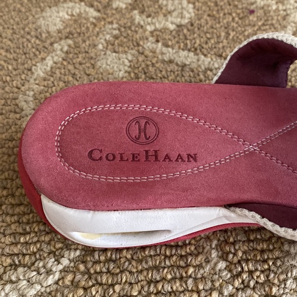 Cole Haan x Nike Air Sandals - Picture 3 of 3